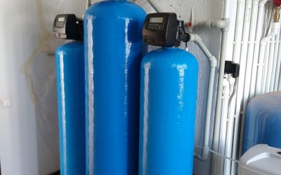 Монтаж водоочистки 3 колонны с бесшумной аэрацией Oxidizer